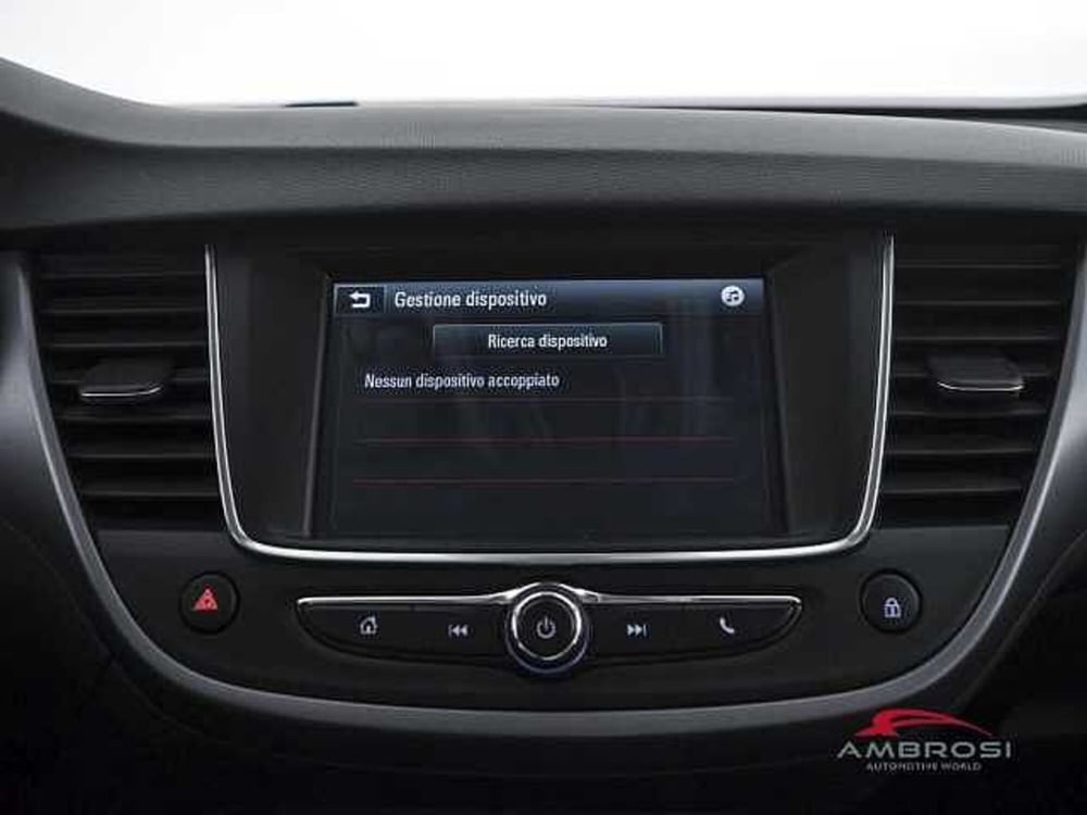 Opel Crossland X usata a Perugia (16)