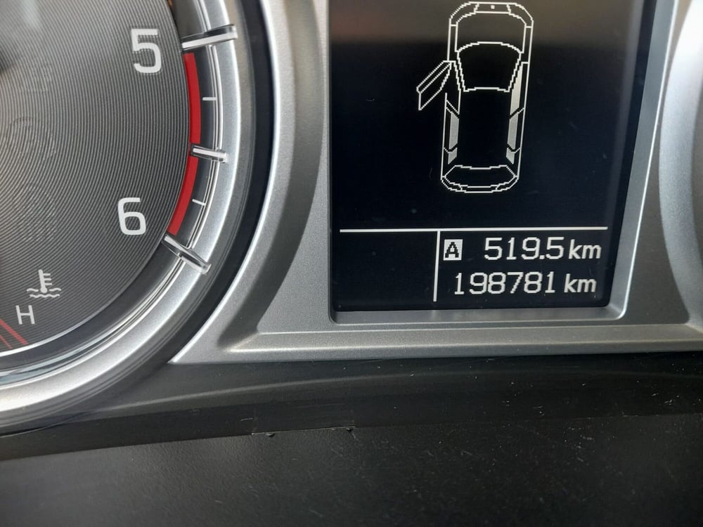 Suzuki Vitara usata a L'Aquila (8)