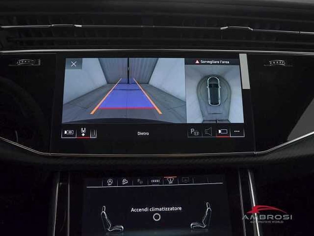 Audi RS Q8 usata a Perugia (18)