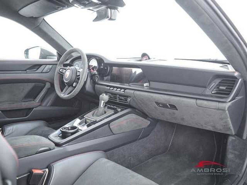 Porsche 911 Coupé usata a Perugia (11)