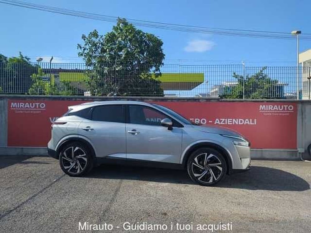 Nissan Qashqai usata a Roma