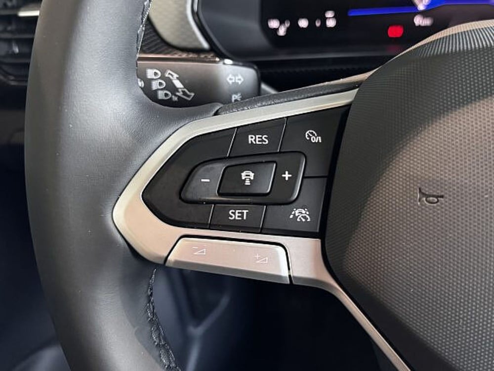Volkswagen T-Cross nuova a Vicenza (18)