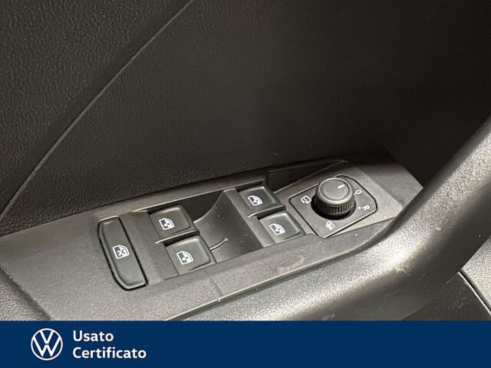 Volkswagen T-Cross usata a Vicenza (15)