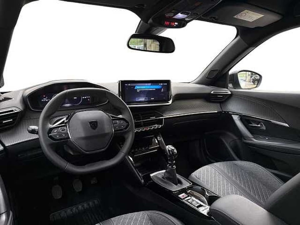 Peugeot 2008 nuova a Napoli (12)