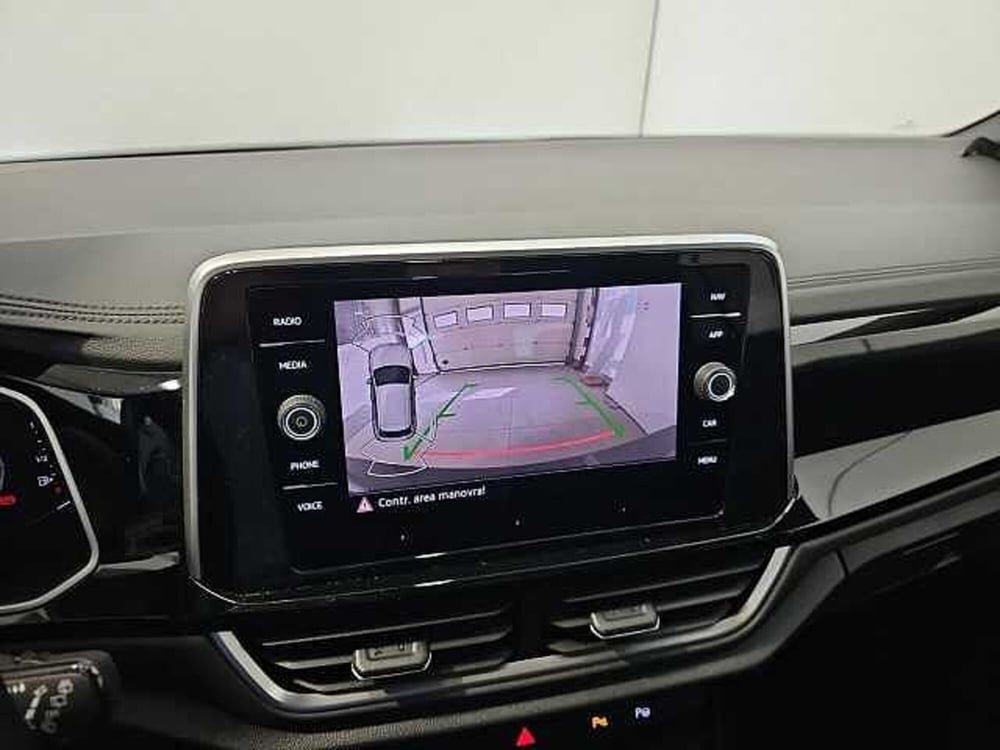 Volkswagen T-Roc usata a Lecco (18)