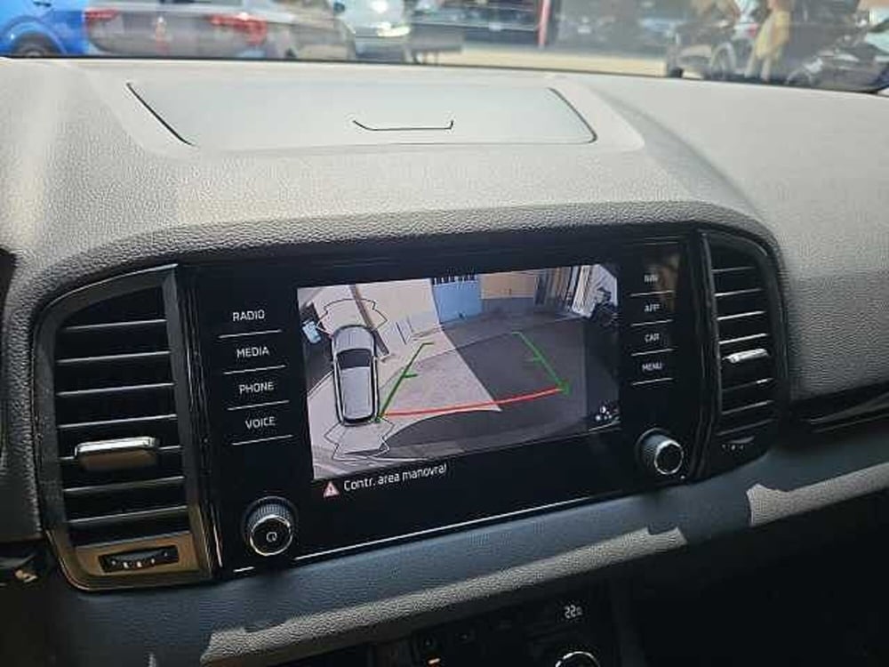 Skoda Karoq usata a Lecco (16)