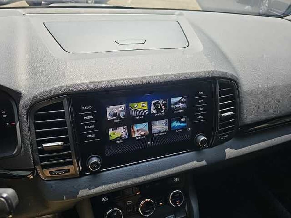 Skoda Karoq usata a Lecco (19)