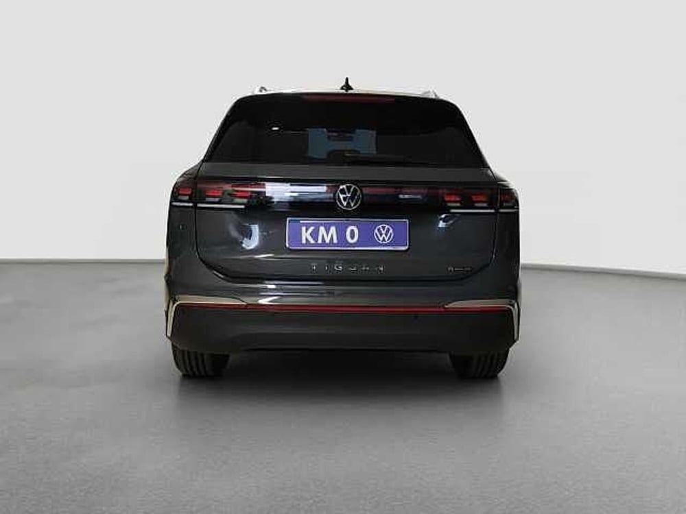 Volkswagen Tiguan nuova a Como (3)