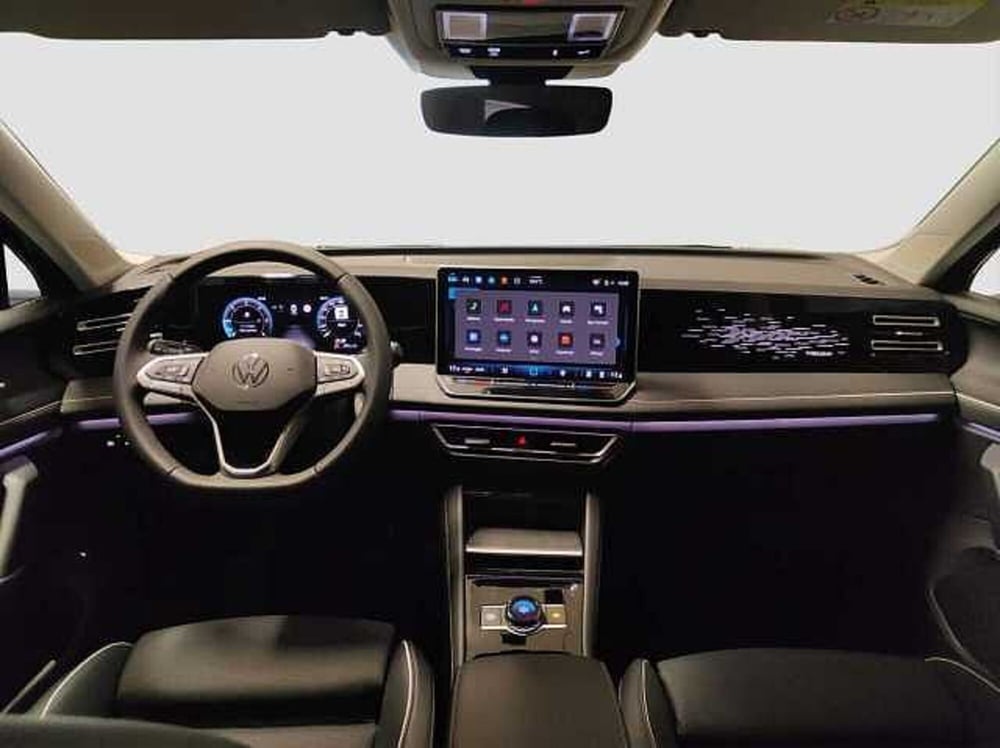 Volkswagen Tiguan nuova a Como (10)