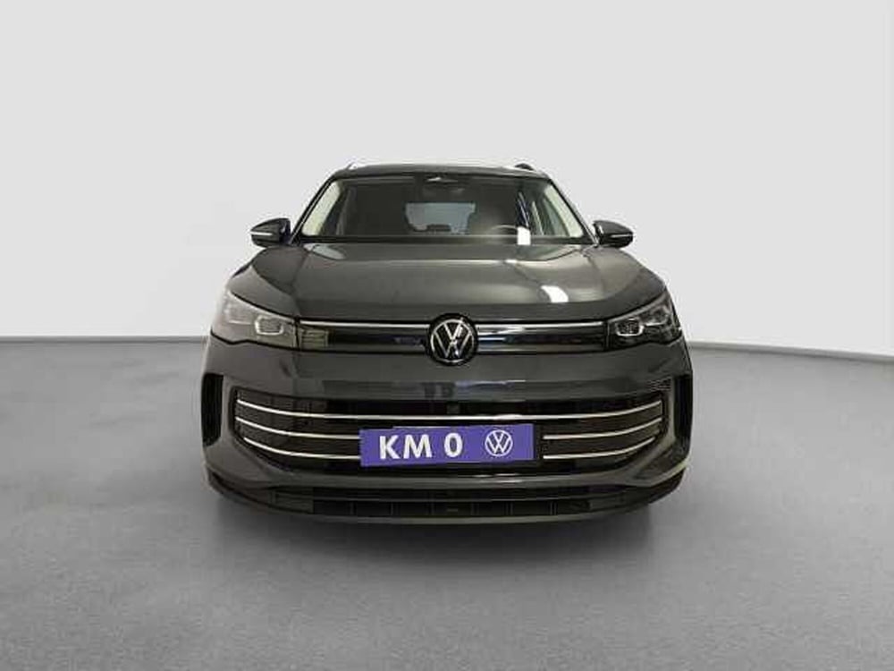 Volkswagen Tiguan nuova a Como (2)