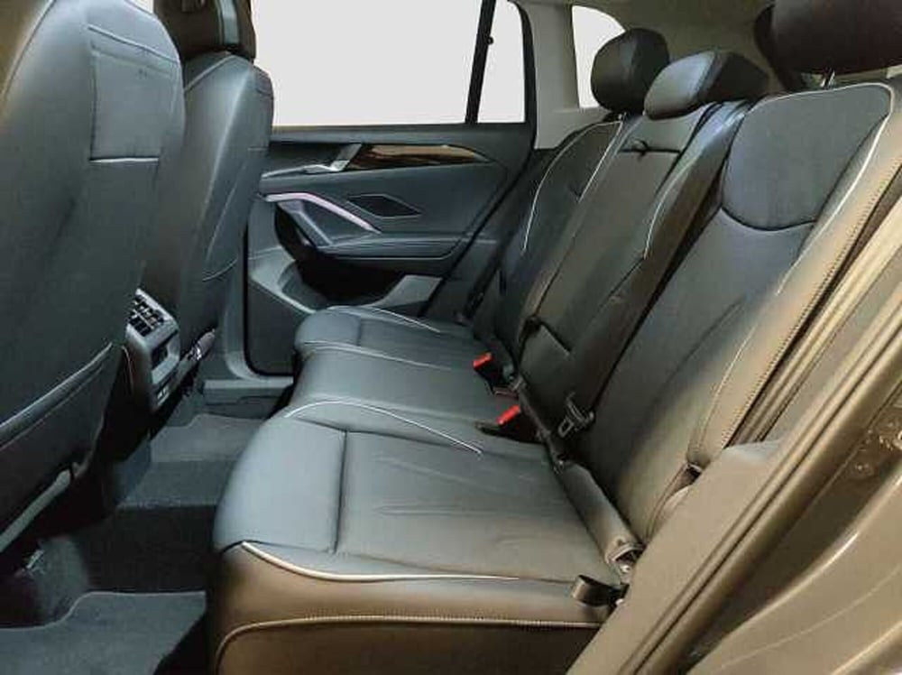 Volkswagen Tiguan nuova a Como (9)