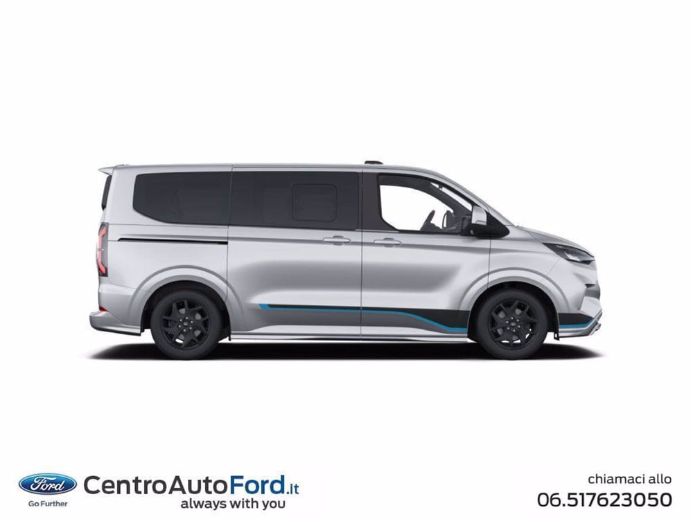 Ford Tourneo Custom nuova a Roma (2)