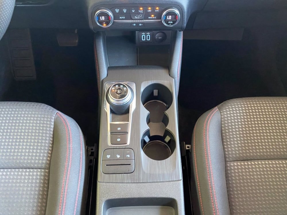Ford Kuga usata a Milano (15)