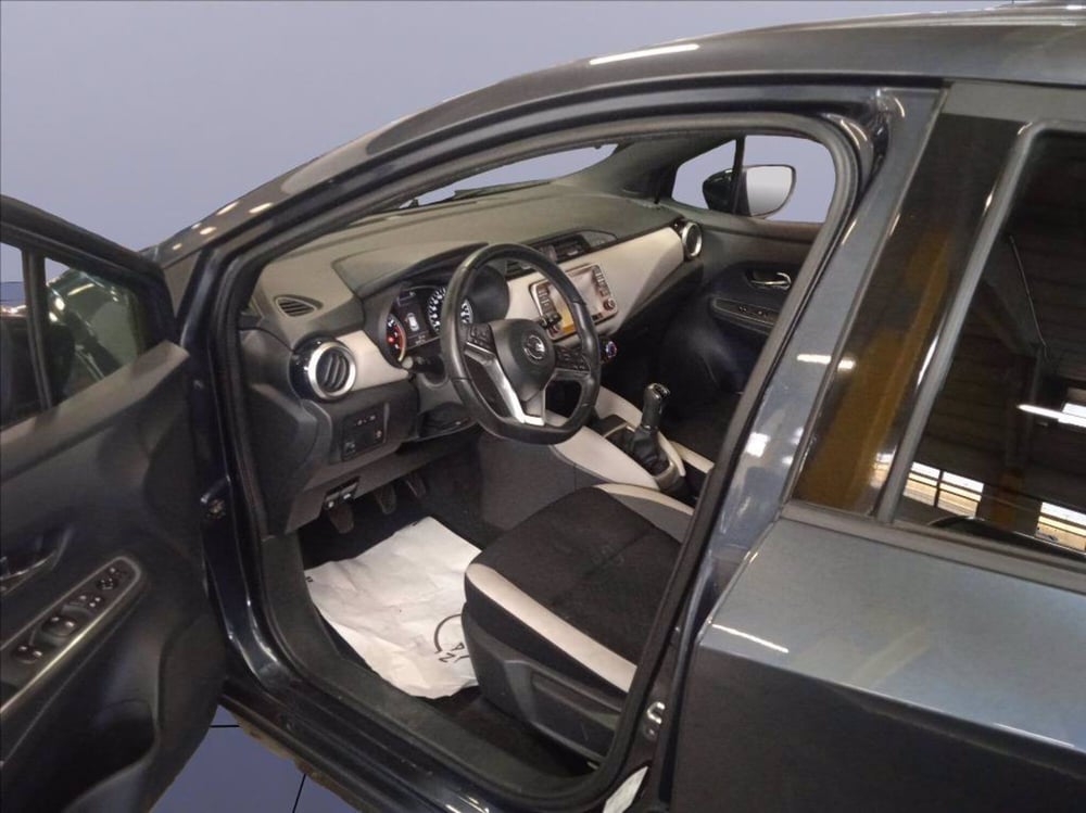 Nissan Micra usata a Milano (8)
