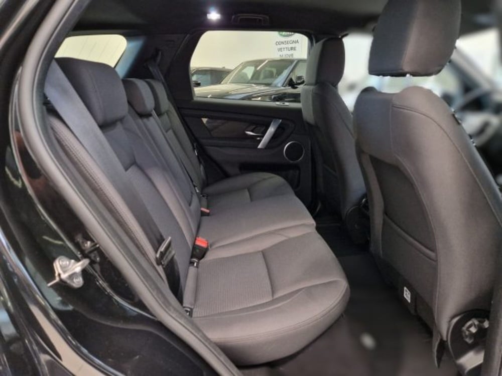 Land Rover Discovery Sport usata a Modena (5)