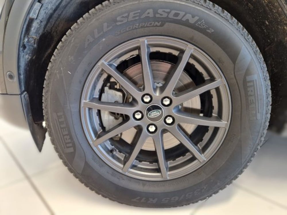 Land Rover Discovery Sport usata a Modena (9)