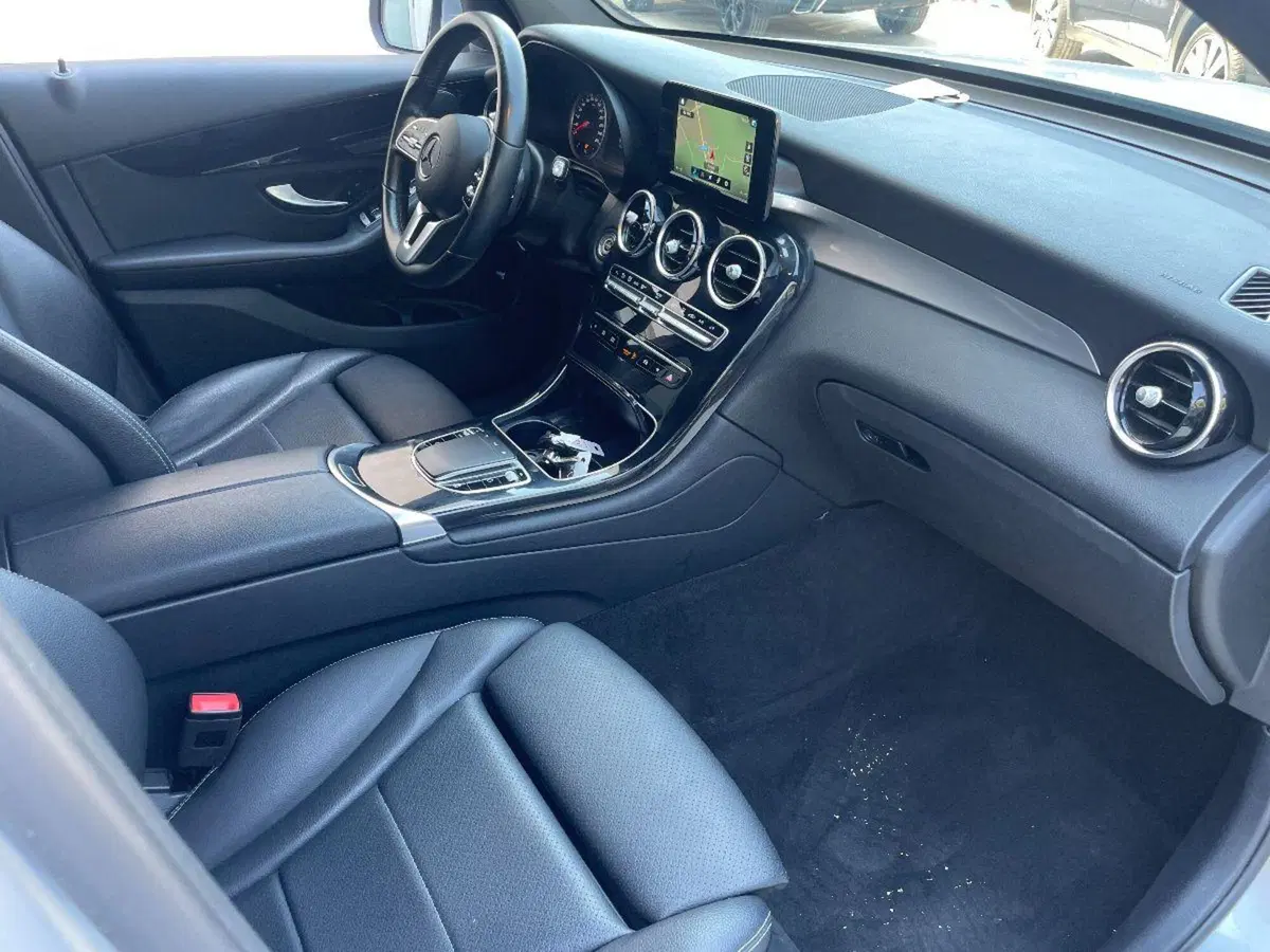Mercedes-Benz GLC SUV usata a Lecce (17)