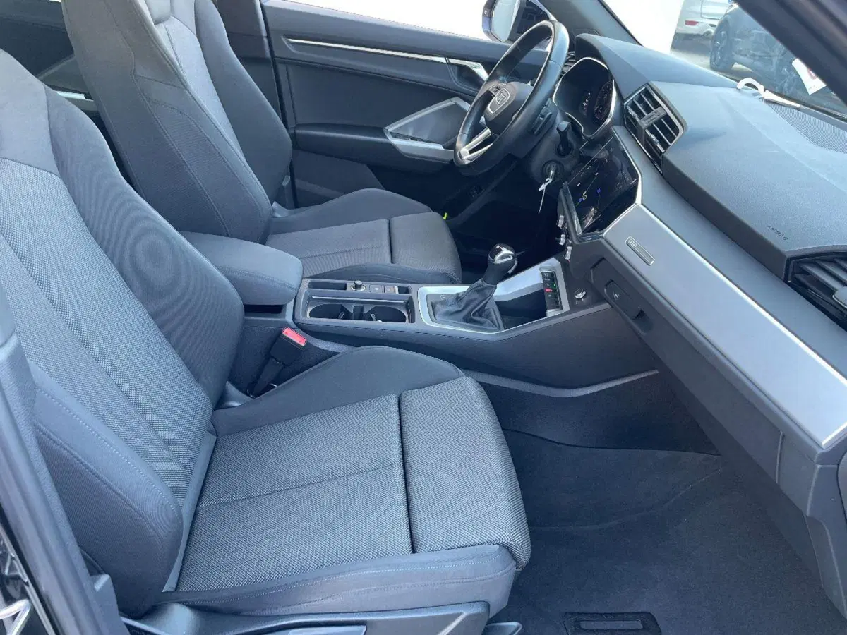 Audi Q3 Sportback usata a Lecce (18)