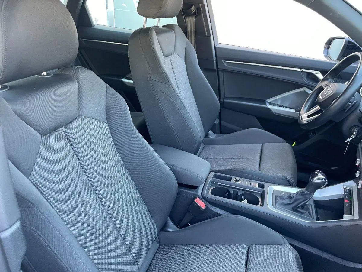 Audi Q3 Sportback usata a Lecce (19)
