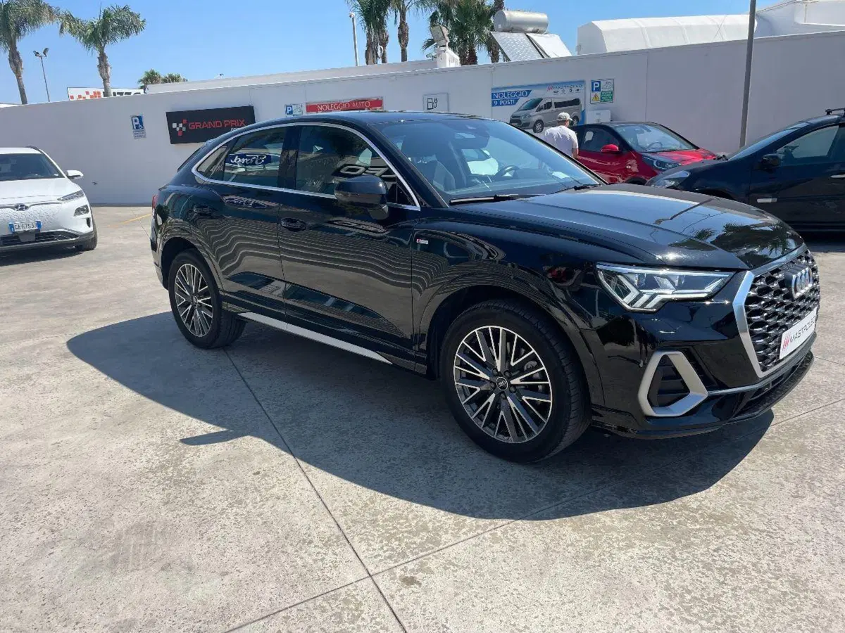 Audi Q3 Sportback usata a Lecce (8)