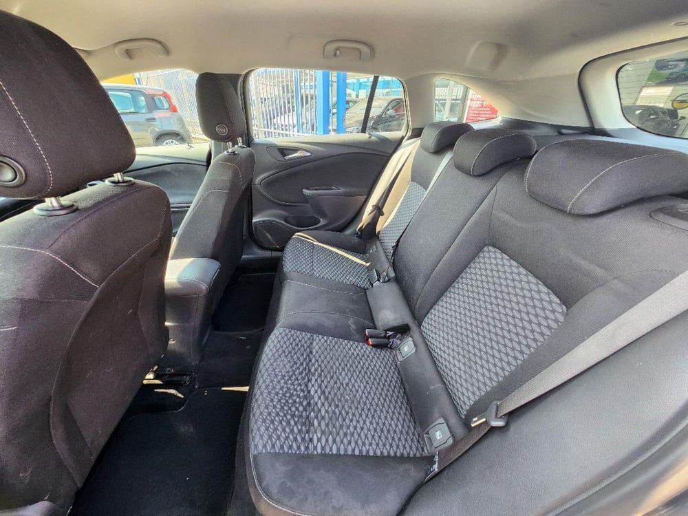 Opel Astra Station Wagon usata a Milano (9)
