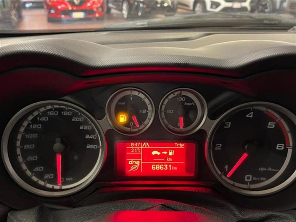Alfa Romeo MiTo usata a Ragusa (8)