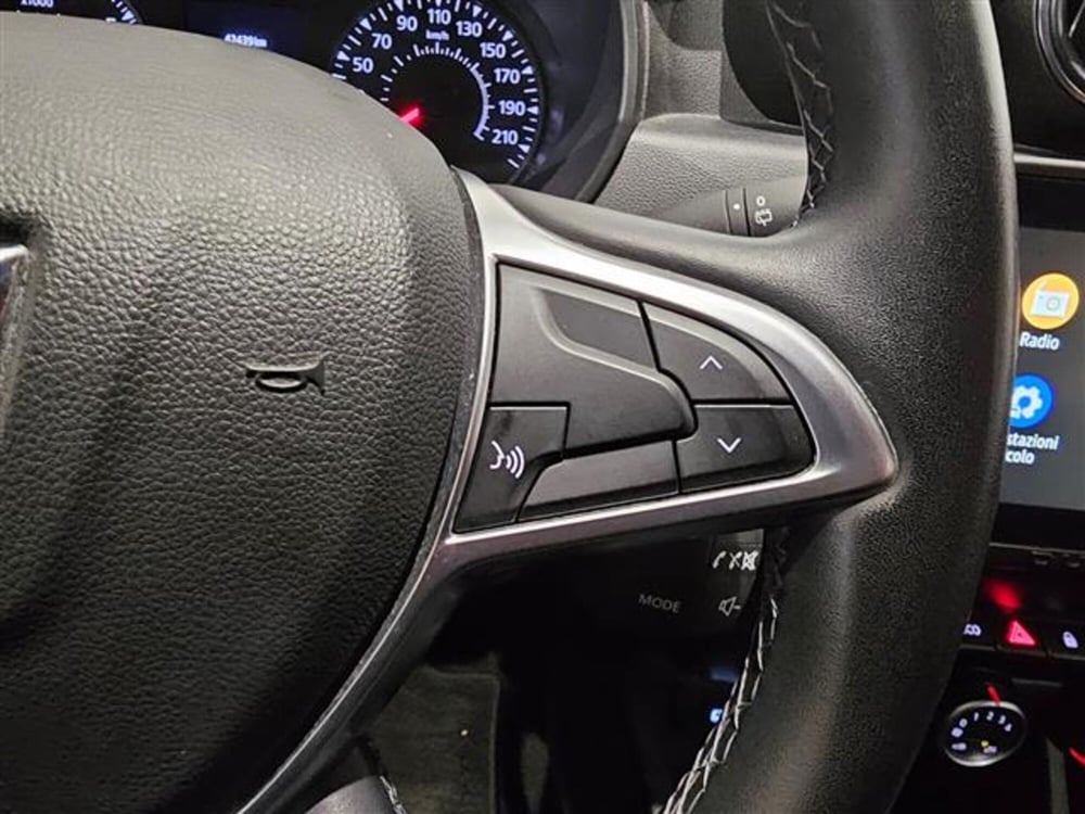 Dacia Duster usata a Palermo (15)