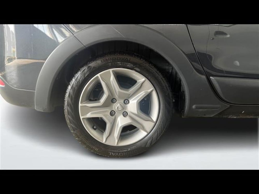 Dacia Lodgy usata a Catania (5)