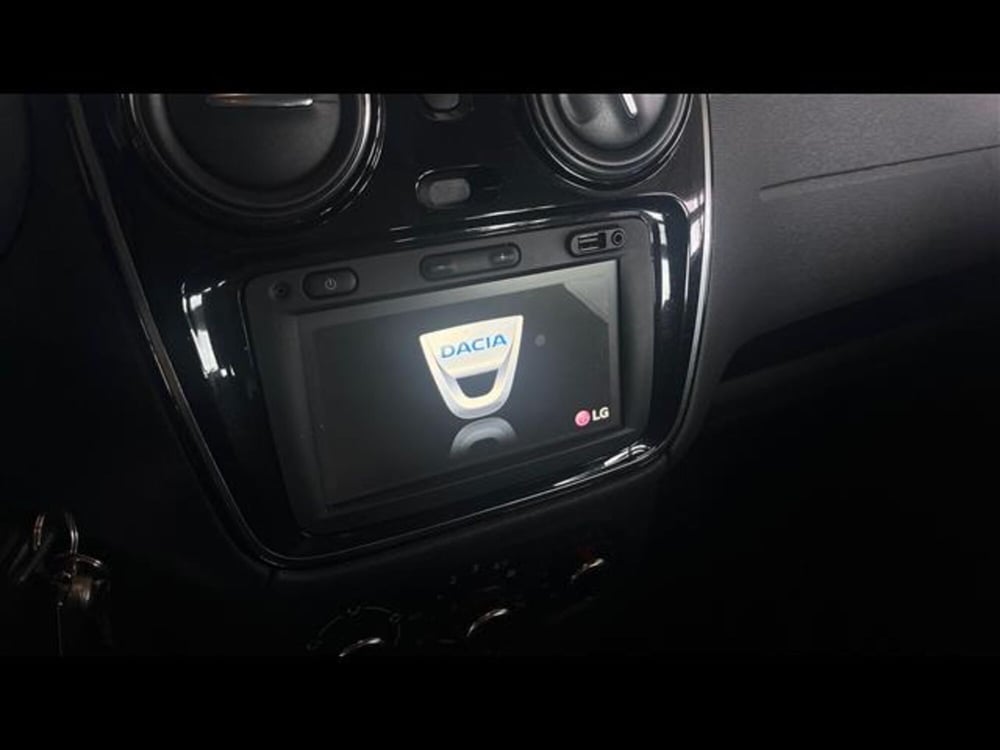 Dacia Lodgy usata a Catania (6)