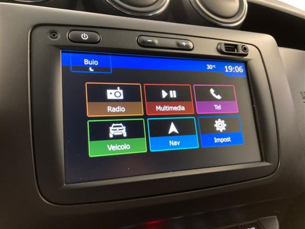 Dacia Duster usata a Brescia (10)