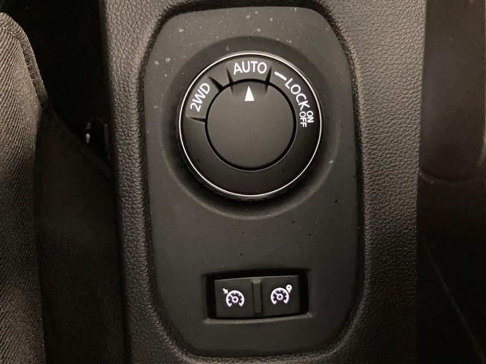 Dacia Duster usata a Brescia (13)