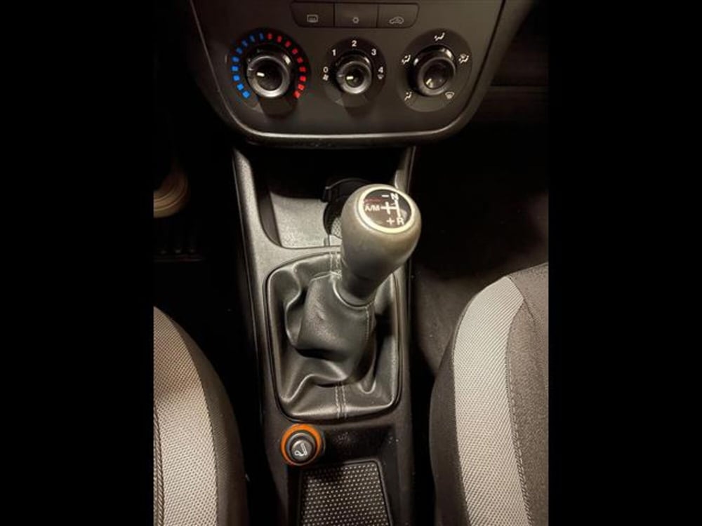 Fiat Punto usata a Ragusa (8)