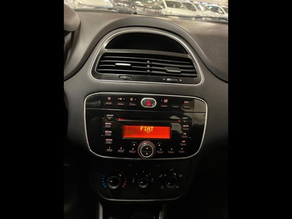 Fiat Punto usata a Ragusa (9)