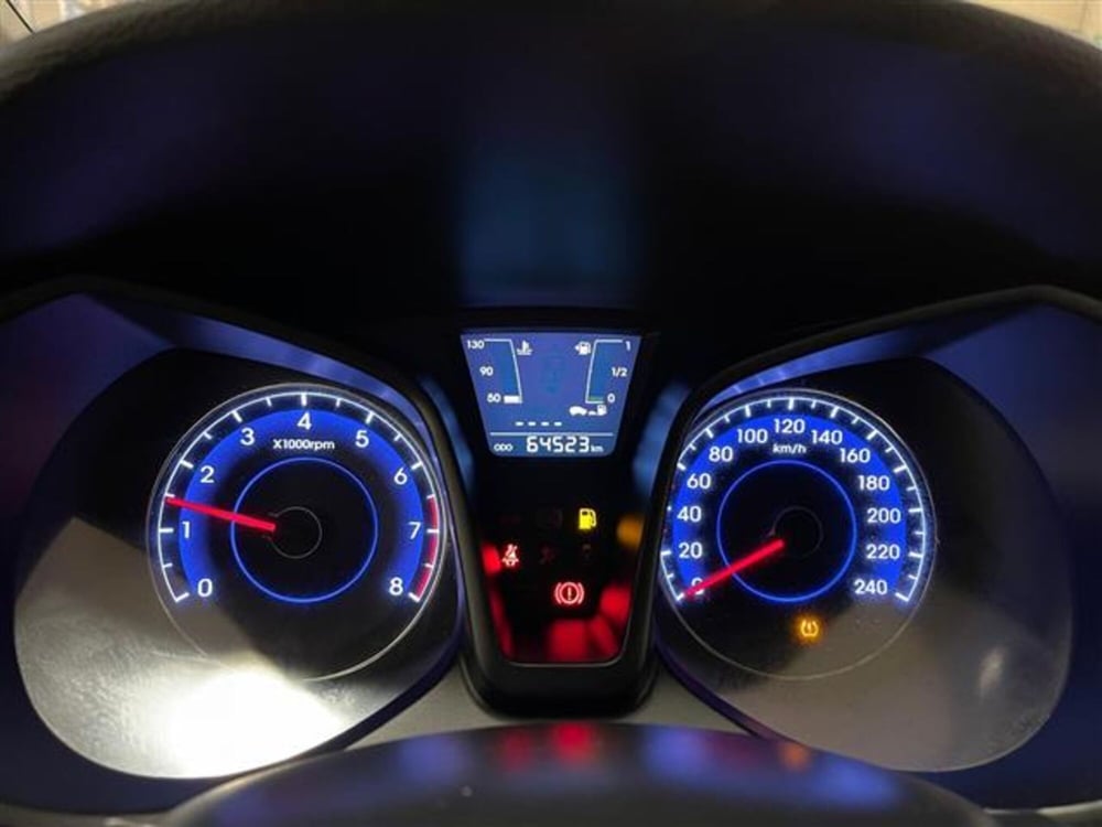 Hyundai ix20 usata a Ragusa (11)