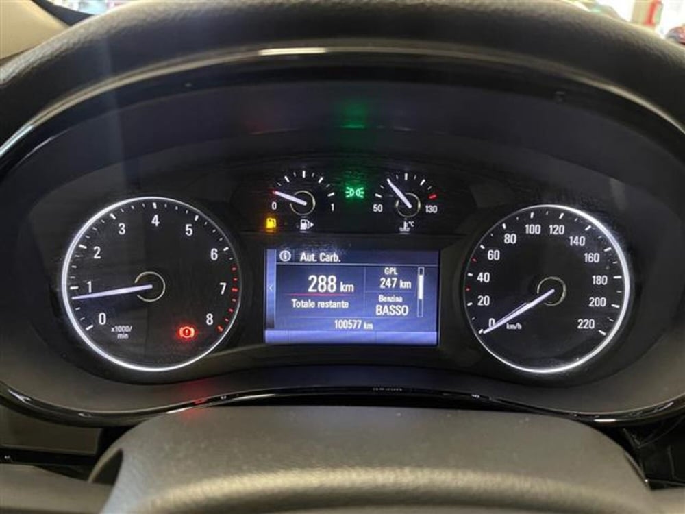 Opel Mokka usata a Ragusa (9)