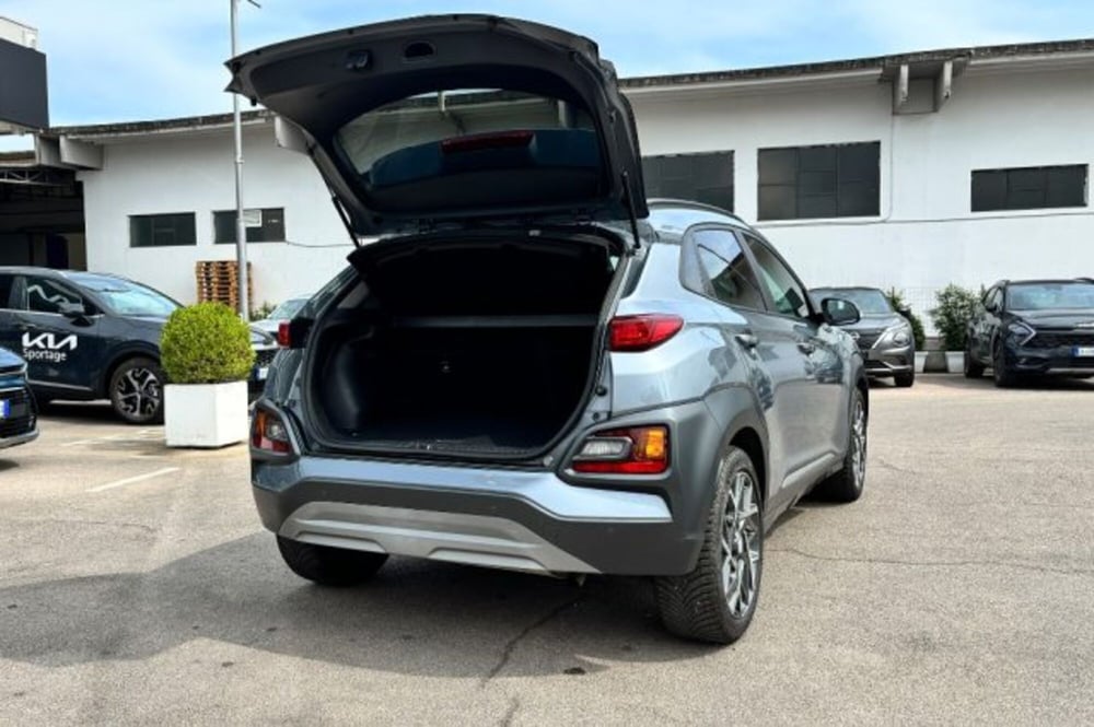 Hyundai Kona usata a Latina (7)