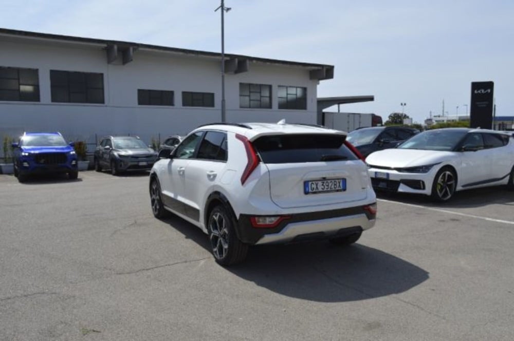 Kia Niro usata a Latina (5)