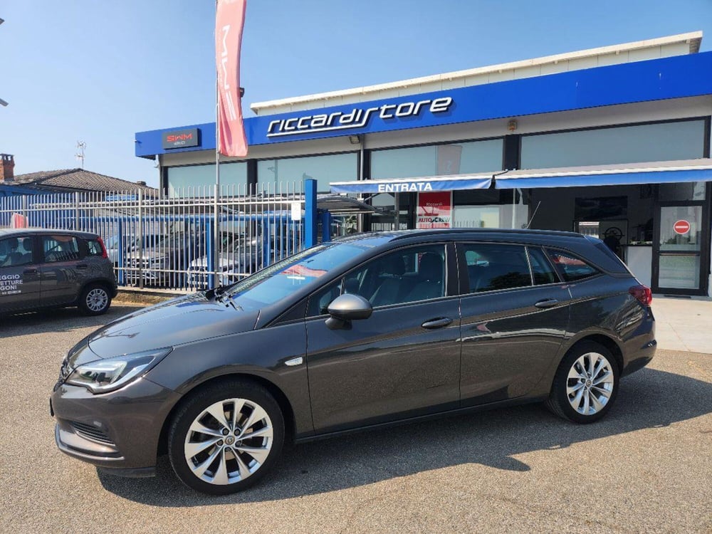 Opel Astra usata a Milano (2)