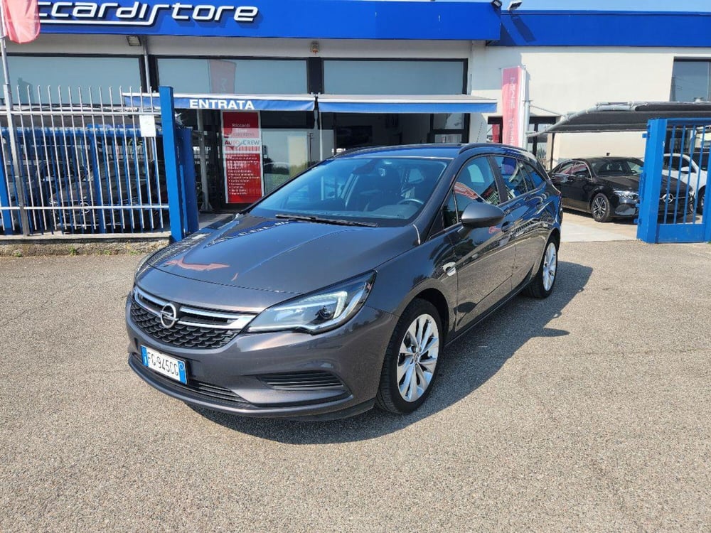 Opel Astra usata a Milano (3)