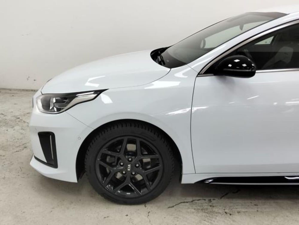 Kia ProCeed usata a Como (9)