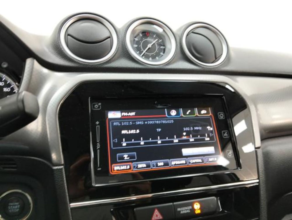 Suzuki Vitara usata a Como (14)
