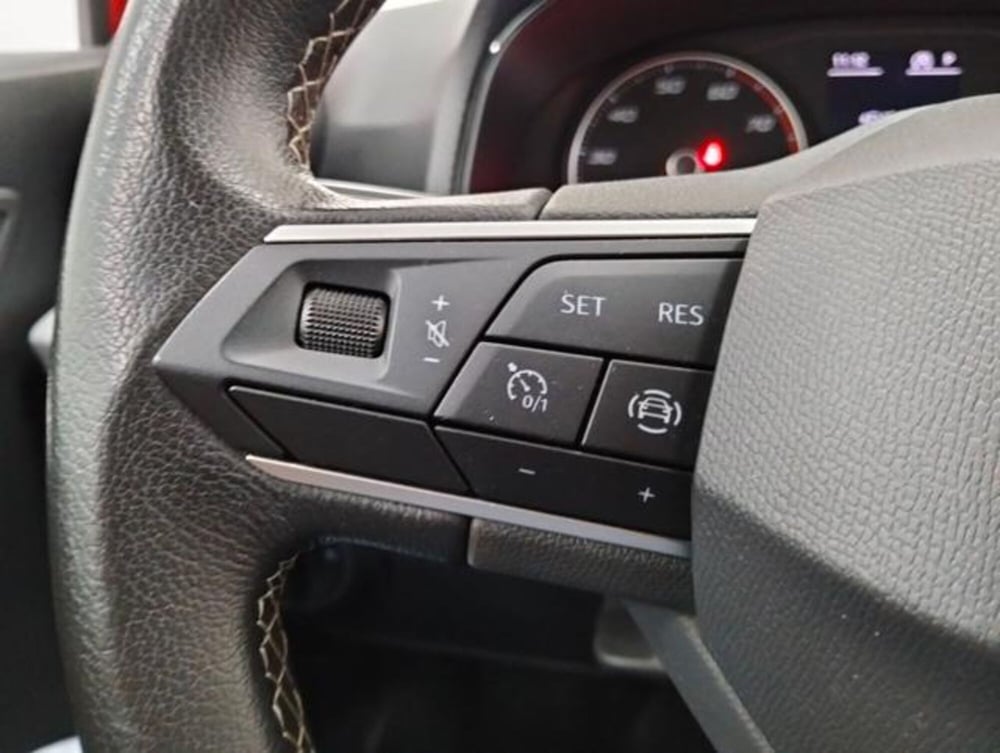 SEAT Arona usata a Como (11)