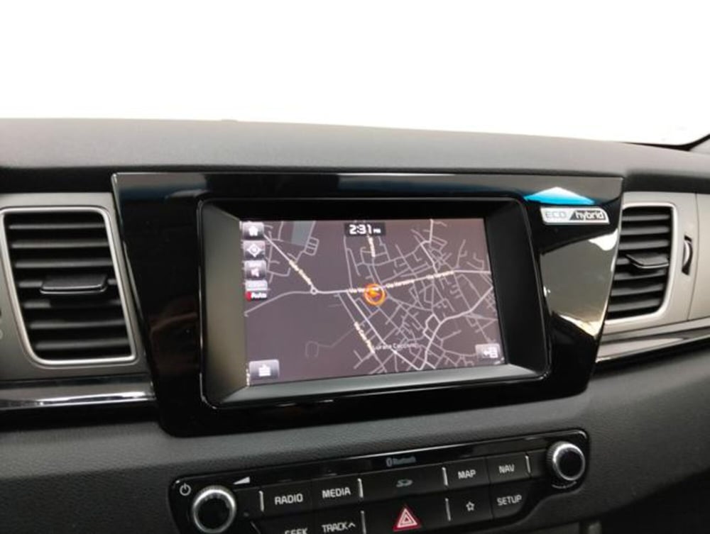 Kia Niro usata a Como (13)
