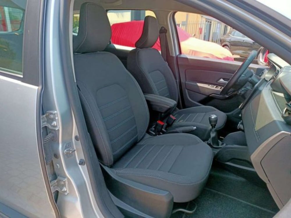 Dacia Duster usata a Firenze (11)