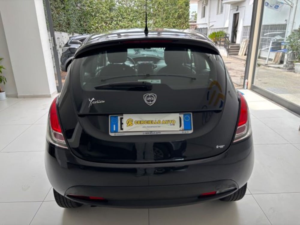Lancia Ypsilon nuova a Napoli (10)