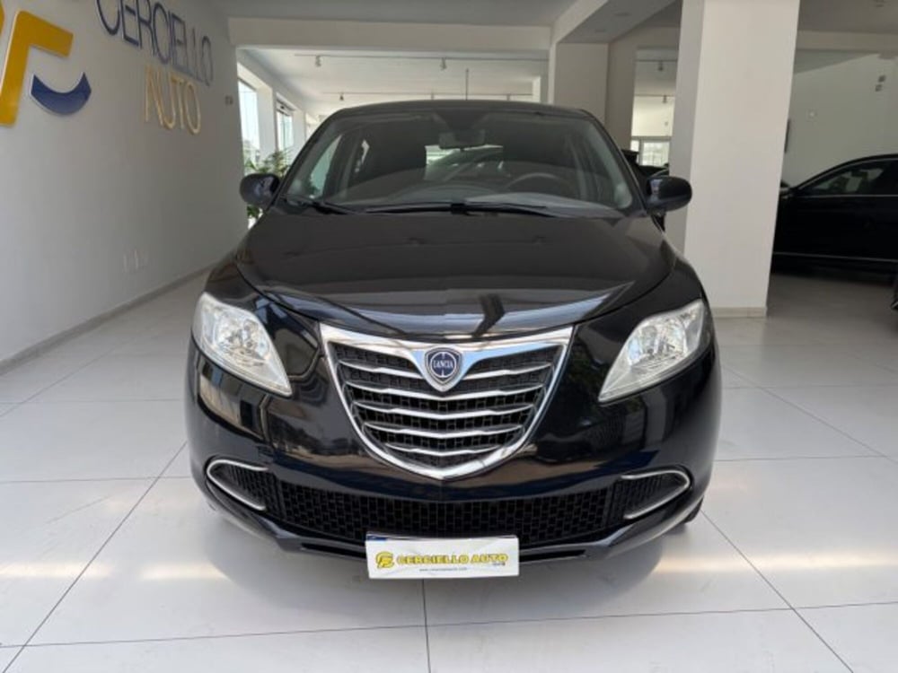 Lancia Ypsilon nuova a Napoli (4)