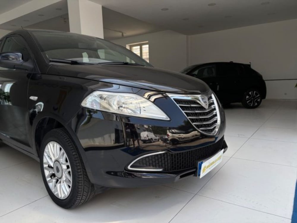 Lancia Ypsilon nuova a Napoli (6)