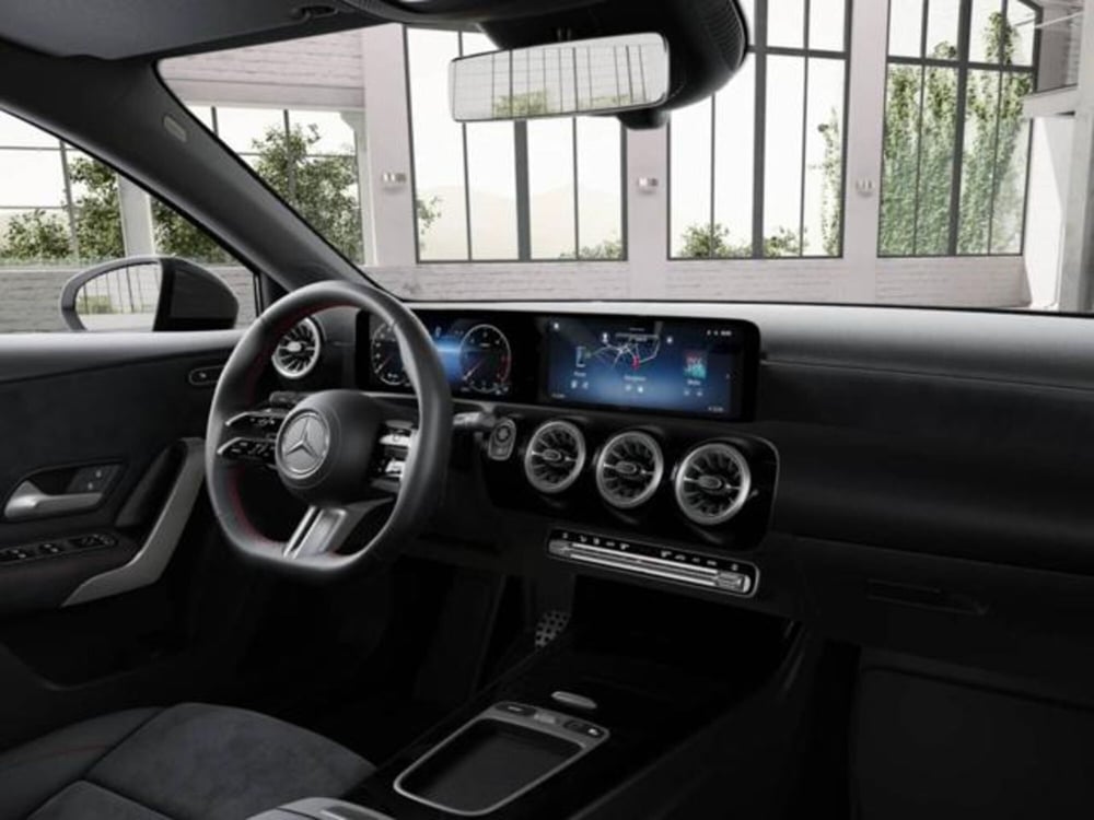 Mercedes-Benz Classe A usata a Milano (7)