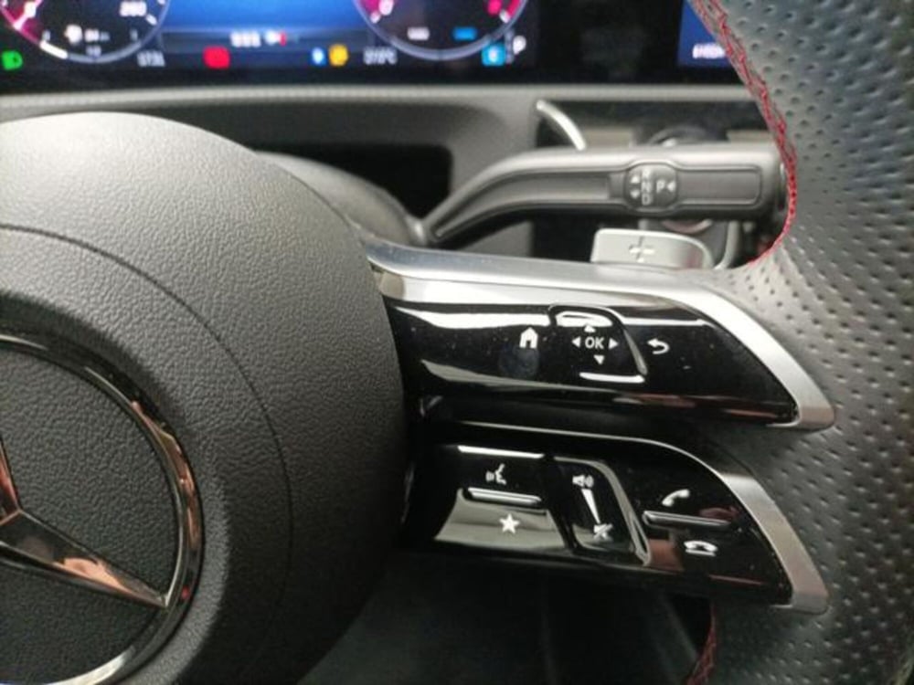 Mercedes-Benz Classe A Sedan usata a Milano (15)