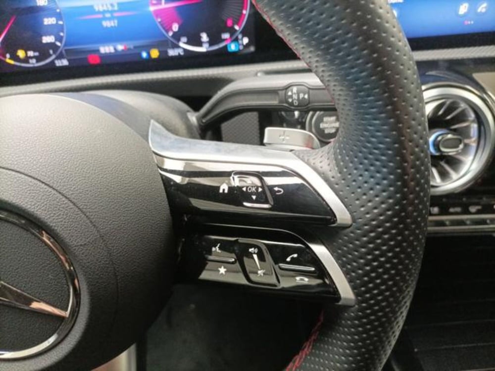 Mercedes-Benz Classe A usata a Milano (16)